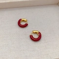 Boucles d'oreilles créoles dorées style français avec émail rouge contrastant - Bordeaux