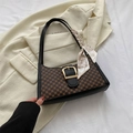 Sac à bandoulière vintage à monogramme avec boucle de ceinture et foulard décoratif - Noir