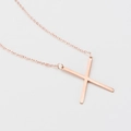 Collar de acero inoxidable oro rosa con un colgante pulido en forma de letra X - Oro Rosa X