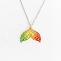 Mermaid tail necklace with green and yellow gradient scales and silver cable chain - Green Red