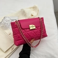 Quilted rose red chain shoulder bag with classic lattice pattern and gold lock - Rose Red