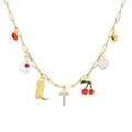 Gouden paperclip ketting met diverse bedeltjes waaronder de letter T en hartjes speelkaart - Letter T Stijl