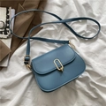 Schicke blaue minimalistische Satteltasche mit goldener Metallschnalle und Lederriemen - Blau