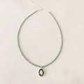 Collar de cuentas de ágata verde con colgante de tulipa rosa esmaltada y cierre plateado - Colgante de Tulipa Collar de Cuentas Verdes / 40+5cm