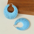 Orecchini a cerchio intrecciati a mano blu cielo con base in metallo argento vintage - Blu