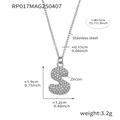 Collier hip hop argenté avec pendentif lettre S, zircons incrustés et chaîne en acier - Lettre S / Argent