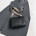 Elegante borsa tote in pelle sintetica nera con tracolla larga a motivi geometrici retro - Nero Piccolo