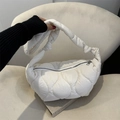 Borsa a tracolla trapuntata bianco crema con trama imbottita e cinturino a nodo - Bianco
