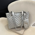 Borsa tote trapuntata grigio argento con piccola custodia abbinata ad alta capacità - Argento