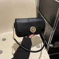 Fashionable black matte leather square bag with gold hollow pattern clasp and chain strap - Black