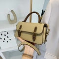 Bolso bandolera elegante en beige y marrón con hebilla dorada para mujer, estilo retro - Caqui