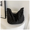 Borsa tote imbottita nera in nylon leggero con cuciture a rombi e design minimalista - Nero