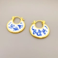 Orecchini a cerchio in ottone placcato oro 18K con finitura in smalto blu e bianco porcellana - Oro