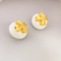 Minimalist resin clover earrings with 925 silver needles and golden floral accents - White