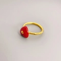 Minimalistischer roter Herzring aus 18K vergoldetem Messing mit Emaille-Finish - US 6 / Rot