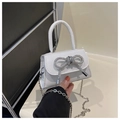 Mini sac blanc pailleté avec nœud en strass argenté et bandoulière chaîne métal - Blanc
