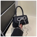 Mini sac bandoulière noir pailleté avec grand nœud en strass argenté et chaîne - Noir