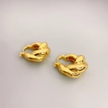 Boucles d'oreilles créoles torsadées dorées avec design minimaliste à double brin - Or