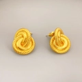 Pendientes de lujo en latón chapado en oro de 18K con diseño de nudo en espiral - Dorado