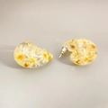 C-shaped resin earrings with real dried daisy flowers and S925 silver posts - Daisy Dried Flower Style / White