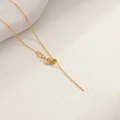 Macrodetail van 18K vergulde boxketting met veersluiting en naaldvormig uiteinde - 03-Universele Ronde Sluiting O-Ketting Goud