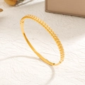 Bracciale in acciaio inossidabile dorato con motivi geometrici e zirconi incastonati - Bracciale Geometrico con Pietre a Rombo - Oro
