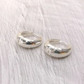 Boucles d'oreilles créoles épaisses en laiton plaqué or 18 carats avec fini poli - Argenté