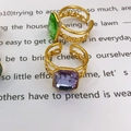18K vergoldeter verstellbarer Ring mit violettem und grünem quadratischem Edelstein - Einstellbar Offen / Lavendel