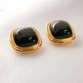Detail of 18K gold plated square clip-on earrings with dark gemstone inlay and vintage design - Black (Clip-on)