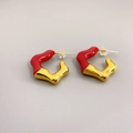 Moderni orecchini placcati in oro con smalto rosso e design a trama lavica irregolare - Rosso
