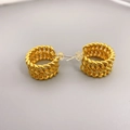 Orecchini a cerchio a C intrecciati cavi dorati con maglie a catena stile retrò - Oro 18K