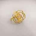 Vergoldeter Ring mit hohlem Blumendesign, Zirkonia-Stein und verstellbarer Passform - Einstellbar Offen / Goldene Blumenring
