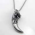 Retro roestvrijstalen drakentand ketting met wolfskop en metalen ronde kogelketting - Staalkleur