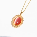 Collana con ciondolo ovale in pietra occhio di gatto rosa con catena dorata e zirconi - Rosa