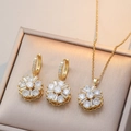 Parure de bijoux fleur de soleil dorée avec collier en zircon et boucles d'oreilles - Ensemble collier et boucles d'oreilles