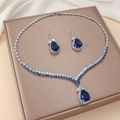 Elegante set di gioielli con collana e orecchini a goccia in zircone blu e argento - Set di Gioielli Blu a Goccia (PJ--140)