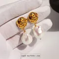 Gold rose earrings with baroque pearls, size 4cm x 1.3cm in French vintage style - Earrings / 4cm x 1.3cm