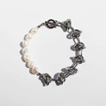 Armband aus Barock-Süßwasserperlen und silberner Gliederkette mit OT-Verschluss - Weißgold