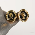 Vintage Goldene Münzohrstecker mit schwarzem Emaille-Königin-Relief und Kristallen - Gold Schwarz mit weißem Zirkonia
