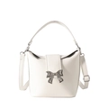 Elegante bolso de cubo en cuero blanco con un lazo plateado y asa superior refinada - Blanco