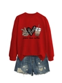 Flachbild von rotem Sweatshirt mit Peace Love Coffee Grafik und Distressed-Denim-Shorts - S / Rot (Schwarzer Druck)