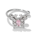Makroaufnahme von 18k Schmetterling-Ohrklemme mit Zirkonia und rosa Markasit-Stein - Rosa Schmetterling (EGJ0051) / Weißgold
