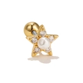 Star-shaped gold screw-back stud earring with a central pearl and micro-inlaid zircons - Star Pearl Style (EGD0341) / Gold