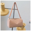Sac cylindrique minimaliste rose abricot en tissu plissé avec bandoulière large - Rose