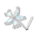 Vista macro detallada del piercing de nariz en L con diseño floral de ópalo de cinco pétalos - Estilo de Flor de Cinco Pétalos (BD00478) / Plateado