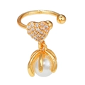 Elegant 18k gold heart ear cuff with micro-set zircon and a hanging round white pearl - Heart Pearl (EGJ0058) / Gold