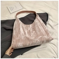 Elegante borsa hobo in velluto malva con motivi di foglie di bambù e manico in pelle - Rosa