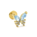 Dettaglio macro del piercing a farfalla dorato con cristalli marquise blu e base piatta - Stile Farfalla(CD00361) / Oro