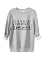 Détail d'un sweat-shirt gris avec doublure polaire douce et imprimé slogan noir - S / Gris clair