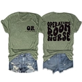 Vorder- und Rückseite des armee-grünen OP-Schwester-T-Shirts mit blauen Denim-Shorts - Olivgrün (Schwarzer Druck)